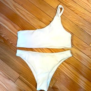 NWOT SHEIN one shoulder rubbed bikini